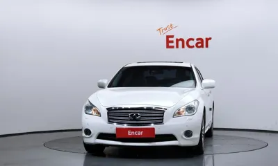 Infiniti Q70 2014, 139129 км, за 5500000 KRW