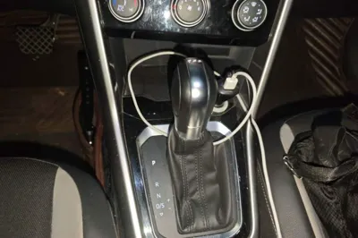Volkswagen T-Roc 2018, 82300 км, за 54694.45 CNY - фото 14