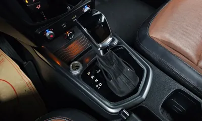 KG_Mobility_Ssangyong TIBOLI 2019, 62261 км, за 8000000 KRW - фото 9