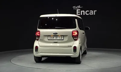 Kia Ray 2019, 80313 км, за 5900000 KRW - фото 4