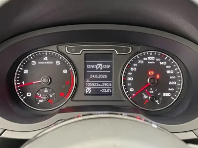 Audi Q3 2015, 106000 км, за 42800 CNY - фото 14