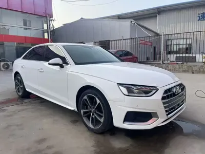 Audi A4L · 2021 год