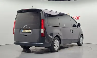 Hyundai Staria 2022, 61834 км, за 21500000 KRW - фото 2