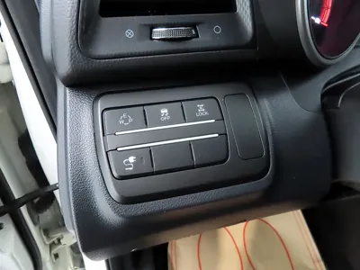 KG_Mobility_Ssangyong TIBOLI 2017, 89788 км, за 8300000 KRW - фото 15