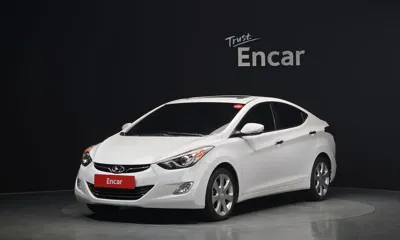 Hyundai Avante · 2012 год