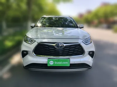 Toyota Highlander 2022, 73900 км, за 221103.95 CNY