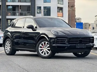 Porsche Cayenne 2018, 70000 км, за 245000 CNY