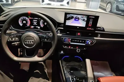 Audi A4L 2025, 6000 км, за 201653.25 CNY - фото 23
