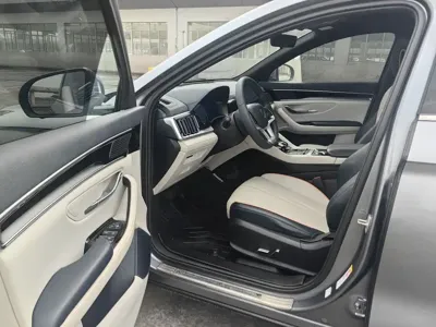 BYD PLUS New Energy 2021, 79000 км, за 79800 CNY - фото 18