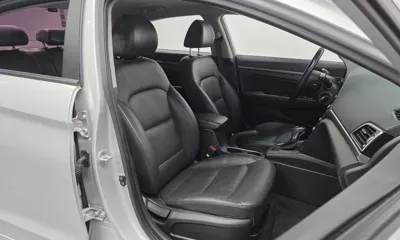 Hyundai Avante 2017, 76197 км, за 90000000 KRW - фото 12