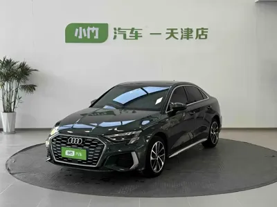 Audi A3 · 2022 год