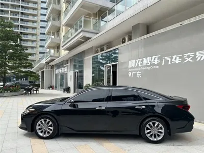 Toyota Avalon 2021, 58800 км, за 108000 CNY