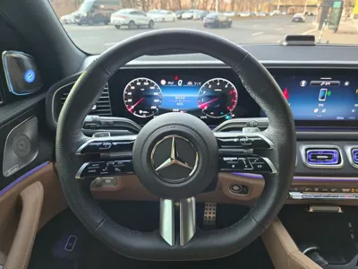 Mercedes-Benz GLS-Class 2025, 9000 км, за 140000000 KRW - фото 9