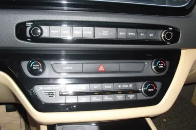 Kia Canival 2016, 179060 км, за 10200000 KRW - фото 16