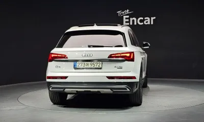 Audi Q5 2021, 61485 км, за 42000000 KRW