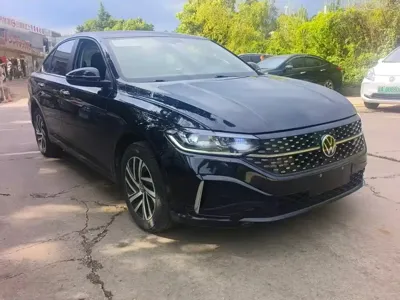 Volkswagen Lavida 2022, 50000 км, за 61000 CNY