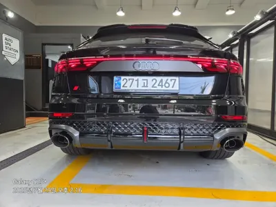 Audi RSQ8 2025, 15000 км, за 156670000 KRW