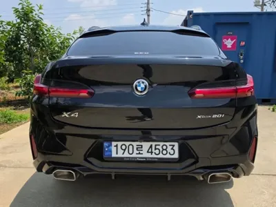 BMW X4 2025, 22042 км, за 68200000 KRW - фото 4