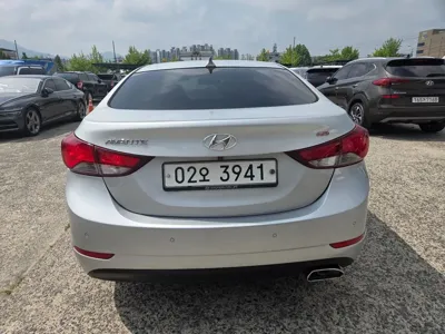 Hyundai Avante 2015, 114006 км, за 6500000 KRW