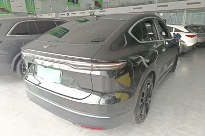 Nio EC7 2023, 28500 км, за 253886.56 CNY - фото 6