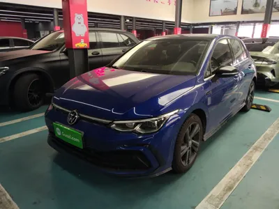 Volkswagen Golf · 2021 год