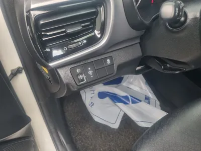 Kia Stonic 2018, 67888 км, за 10900000 KRW - фото 8