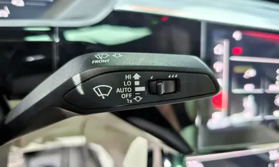 Audi e-tron 2022, 72262 км, за 48500000 KRW - фото 31