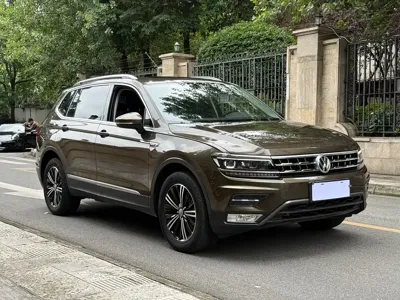Volkswagen Tiguan L 2018, 60000 км, за 70100 CNY