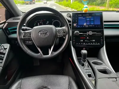 Toyota Avalon 2022, 97000 км, за 123800 CNY - фото 7