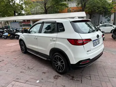 FAW Senya R7 2017, 80000 км, за 15800 CNY - фото 9