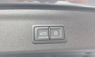 Audi Q3 2025, 3582 км, за 48500000 KRW - фото 27