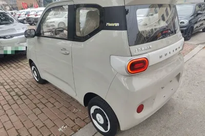 Wuling Hongguang MINIEV 2024, 100 км, за 47735.34 CNY