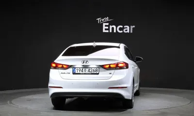 Hyundai Avante 2018, 37461 км, за 12500000 KRW - фото 4