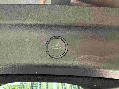 Tesla Model Y 2024, 30000 км, за 153800 CNY