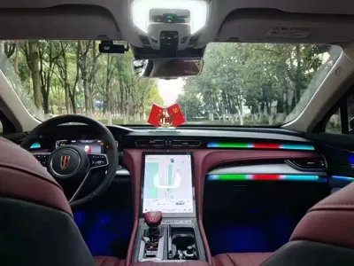 Hongqi Hongqi H5 2024, 11000 км, за 78000 CNY