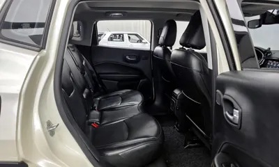 Jeep Compass 2019, 56297 км, за 12900000 KRW - фото 12