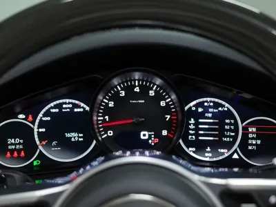 Porsche Cayenne 2022, 16250 км, за 100000000 KRW - фото 8