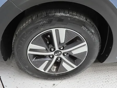 Kia Niro 2020, 135906 км, за 14500000 KRW - фото 5