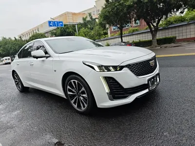 Cadillac CT5 2022, 30000 км, за 100000 CNY