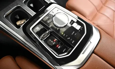 BMW 7-Series 2024, 35463 км, за 100000000 KRW - фото 20