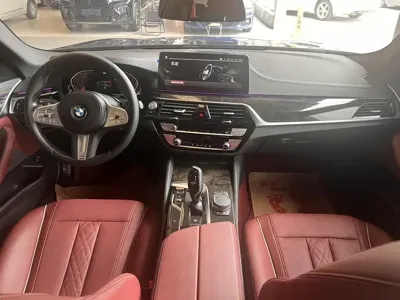 BMW 5 Series 2023, 41000 км, за 219800 CNY - фото 8