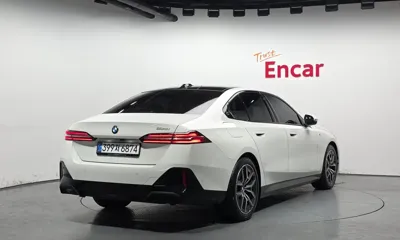 BMW 5-Series 2025, 5463 км, за 68000000 KRW