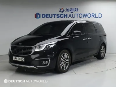 Kia Canival · 2017 год