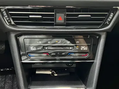 Volkswagen Tharu 2022, 70000 км, за 97800 CNY - фото 11