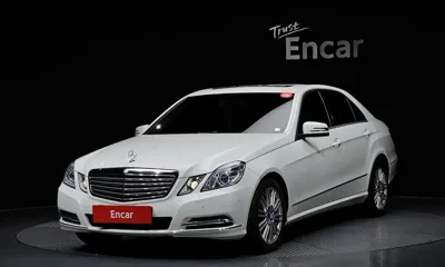 Mercedes-Benz E-Class · 2011 год