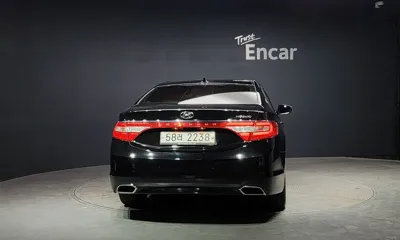 Hyundai Grandeur 2015, 29804 км, за 7500000 KRW