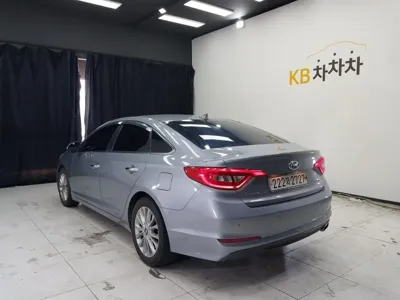 Hyundai Sonata 2016, 168356 км, за 7500000 KRW - фото 3