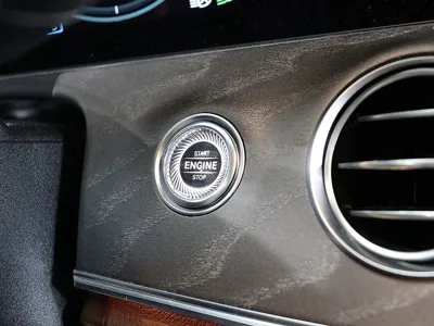 Mercedes-Benz E-Class 2023, 32000 км, за 45990000 KRW - фото 9
