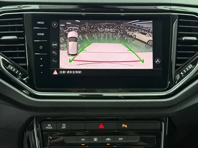 Volkswagen T-Roc 2022, 24700 км, за 123800 CNY - фото 17