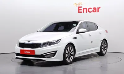 Kia K5 · 2012 год